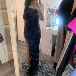 Windsor navy prom dress